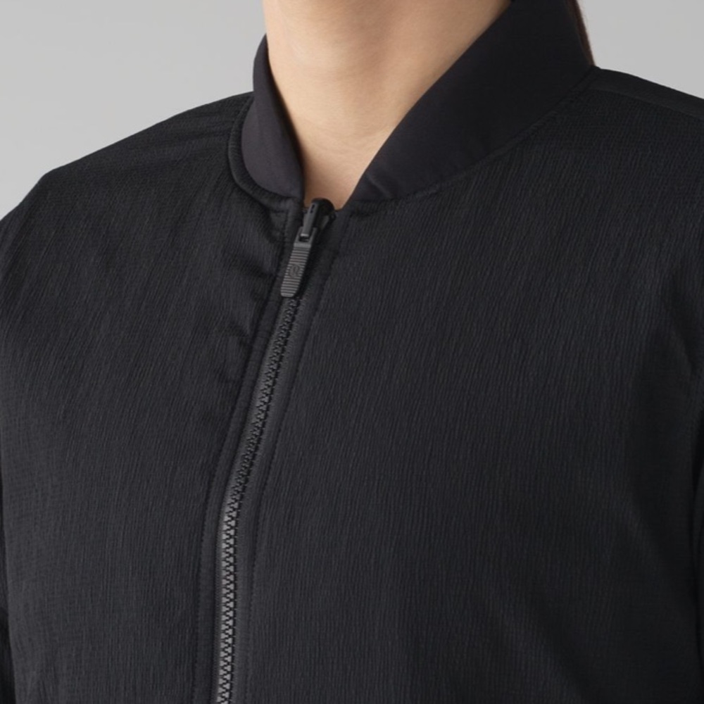 Lululemon Non-Stop Bomber *Reversible in Black size 10 - Picture 7 of 13
